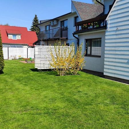 Aisa Guesthouse Пярну Екстер'єр фото