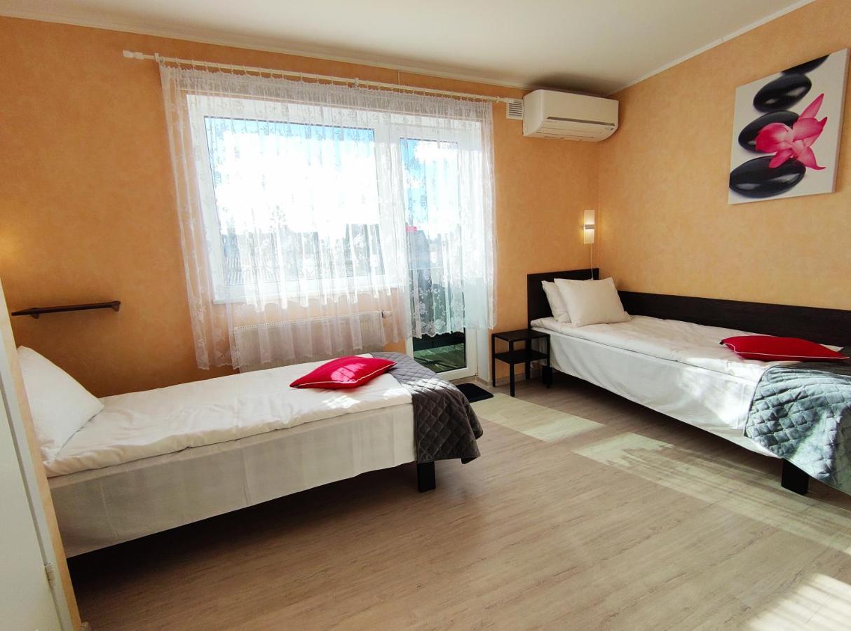 Aisa Guesthouse Пярну Екстер'єр фото